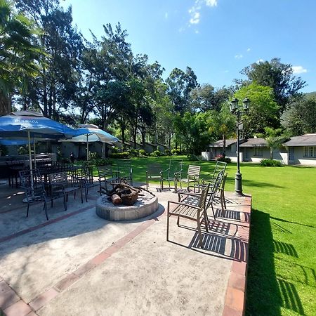 Wayside Lodge Waterval Boven Exterior photo