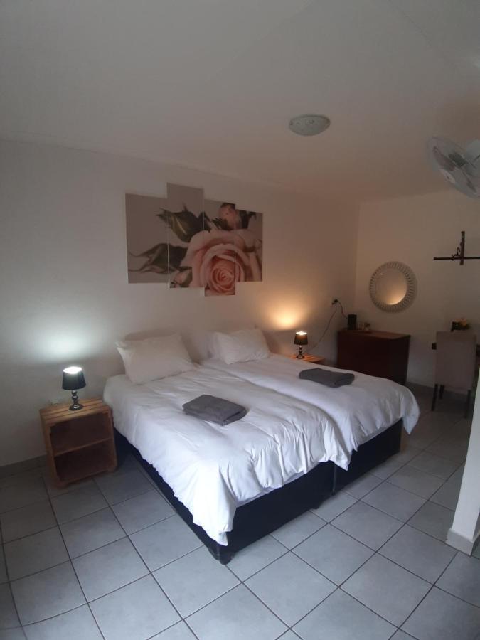Wayside Lodge Waterval Boven Exterior photo