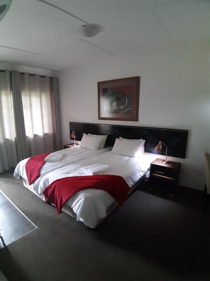 Wayside Lodge Waterval Boven Exterior photo